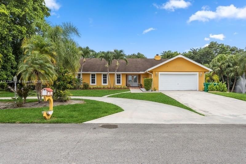 11950 SW 18th Ct, Davie, FL 33325 - photo 1