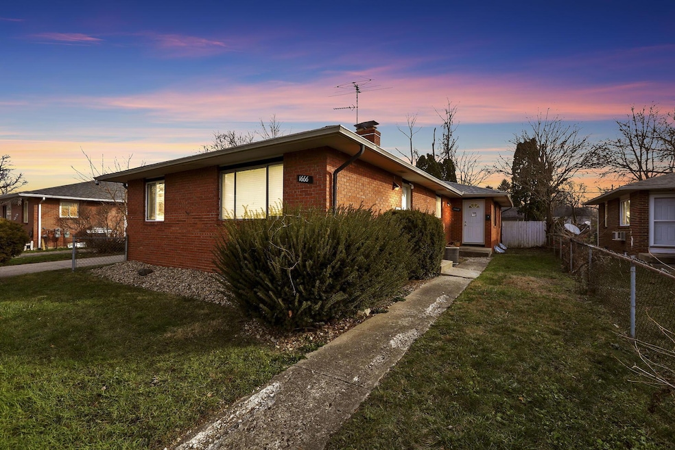 1666-1668 Carstare Dr, Columbus, OH 43227 - photo 1