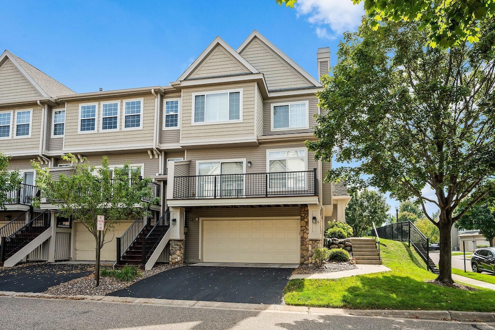 11125 Baltimore St NE unit L, Minneapolis, MN 55449 - photo 1