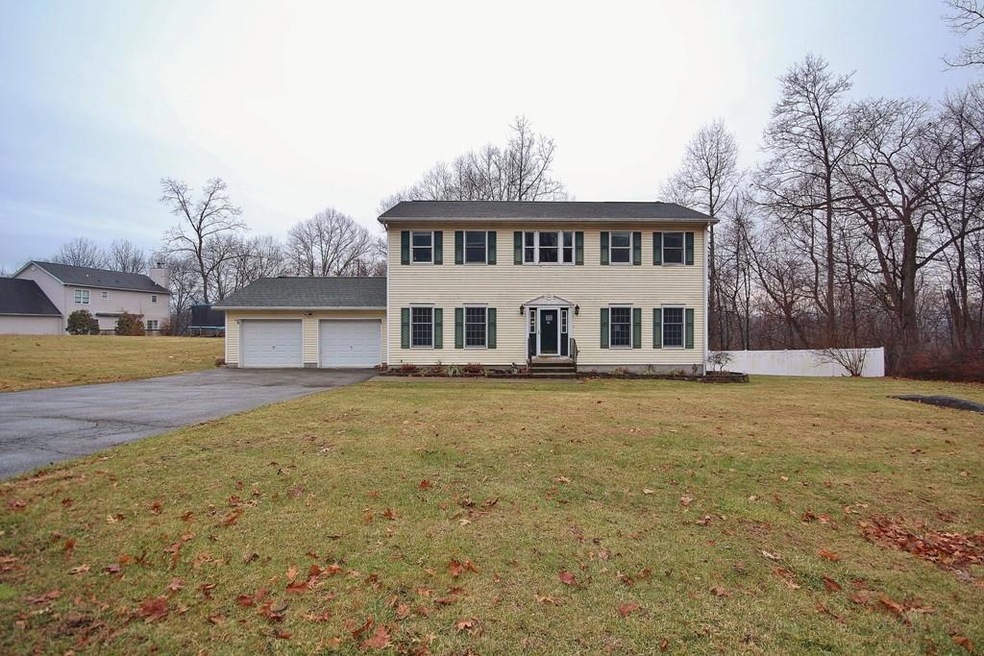 24 Travis Ln, Montrose, NY 10548 - photo 1