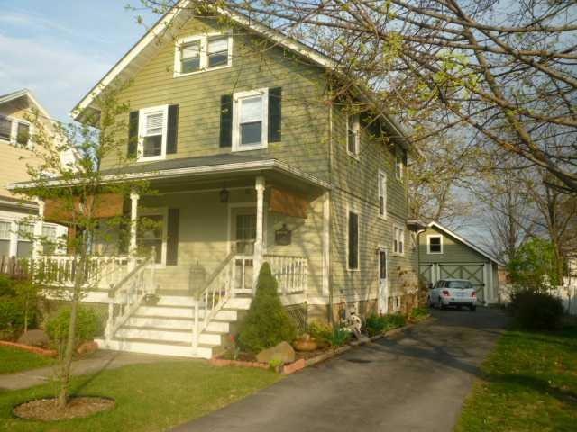 18 Woodlawn Ave, Middletown, NY 10940 - photo 1