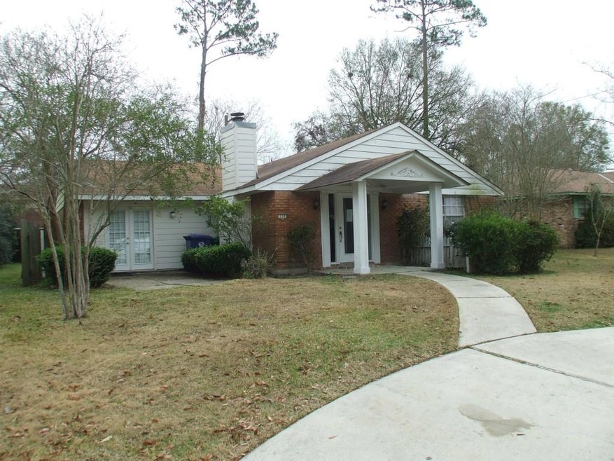 110 Matthews Dr, Slidell, LA 70458 - photo 1