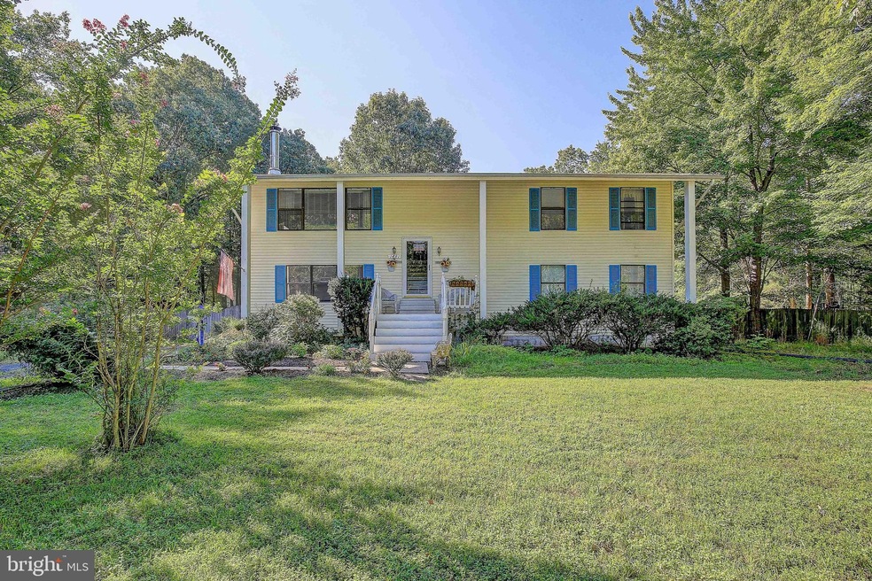 1481 Cedarhurst Rd, Shady Side, MD 20764 - photo 1