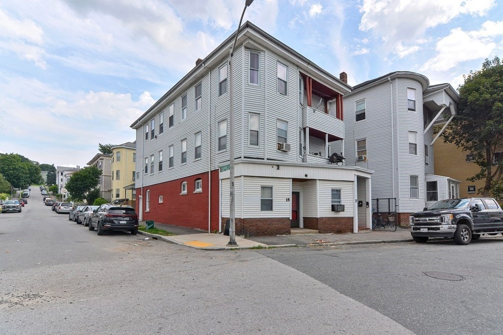 15 Perry Ave, Worcester, MA 01610 - photo 1