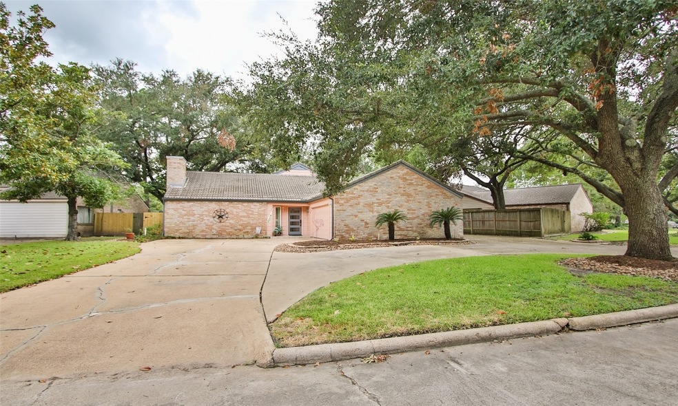 14819 Inverrary Dr, Houston, TX 77095 - photo 1