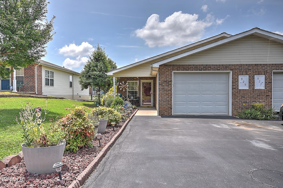 929 Cornerstone JT-2
