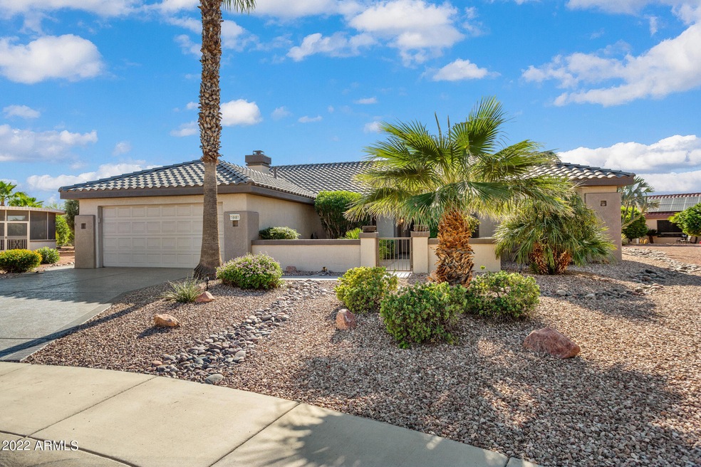 BEAUTIFUL CURB APPEAL