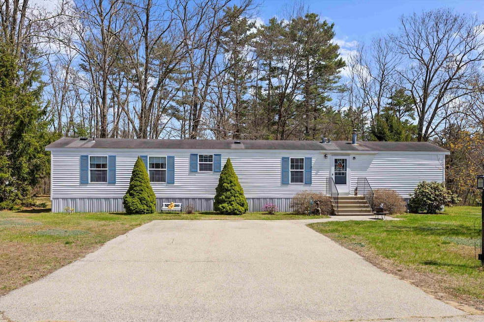 6 Adams St, Epsom, NH 03234 - photo 1