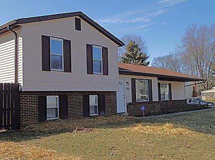 4909 Dunlap - Front 1.jpg