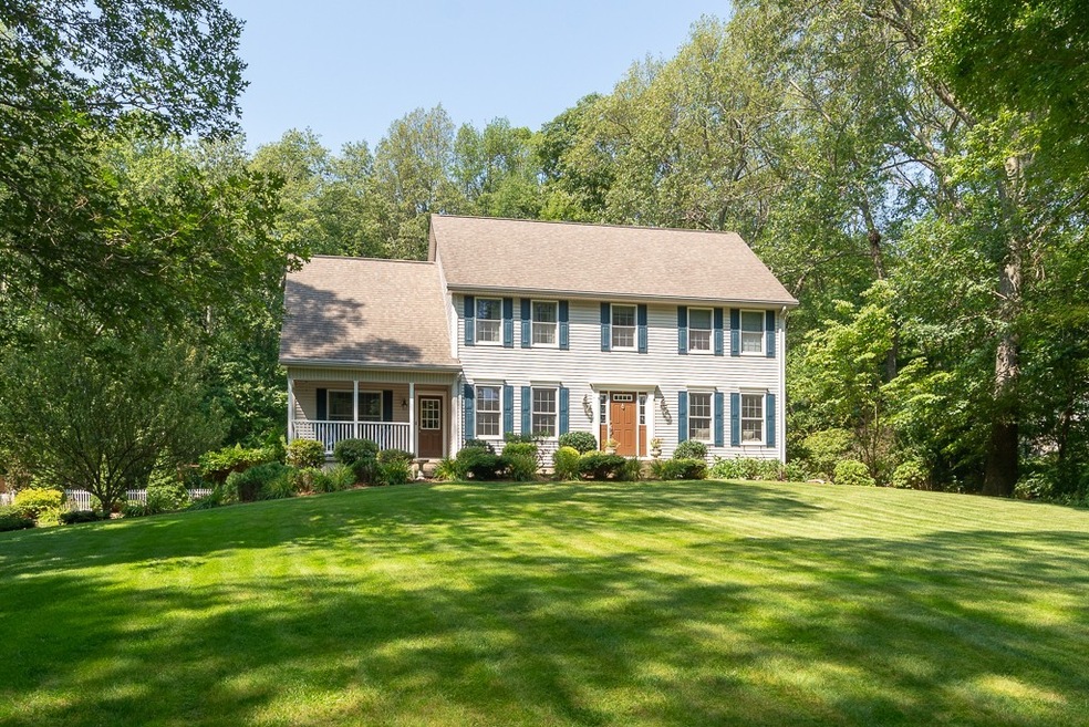 12 Algonquin Dr, Wilbraham, MA 01095 - photo 1