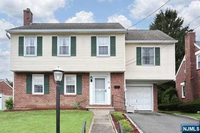 32 Colonial Pkwy, Dumont, NJ 07628 - photo 1