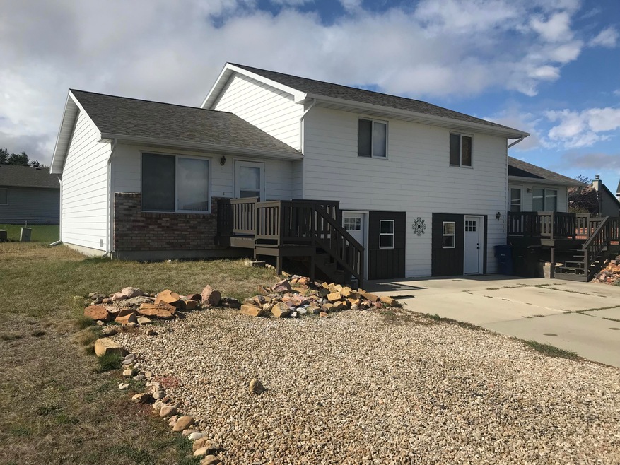 1385 Cove Court