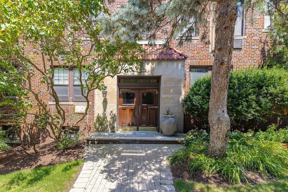 Pending $799,000 • Co-Listing Agent