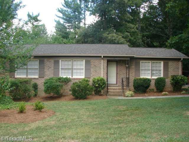 5204 Grandover Pkwy, Greensboro, NC 27407 - photo 1