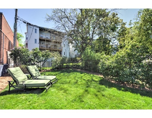 735 E 3rd St unit 1, Boston, MA 02127 - photo 1