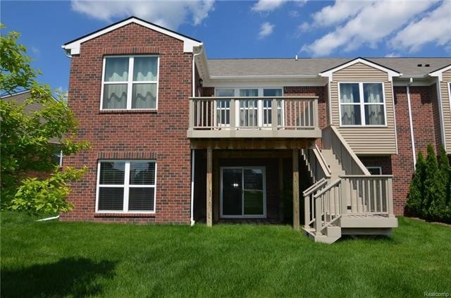 BEAUTIFUL LANDSCAPED WALKOUT