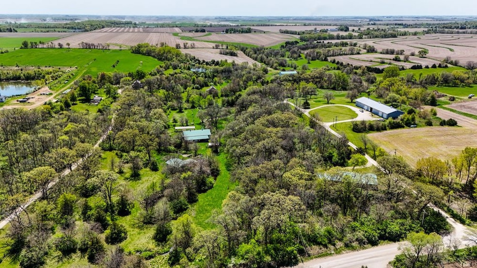 001 365th St, Earlham, IA 50072 - photo 1