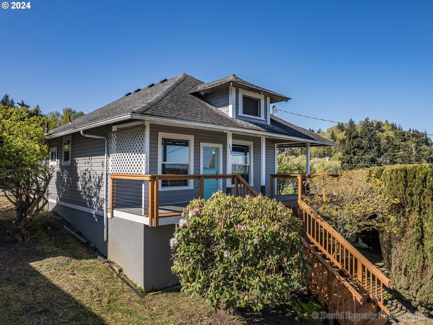 112 E C St, Rainier, OR 97048 - photo 1
