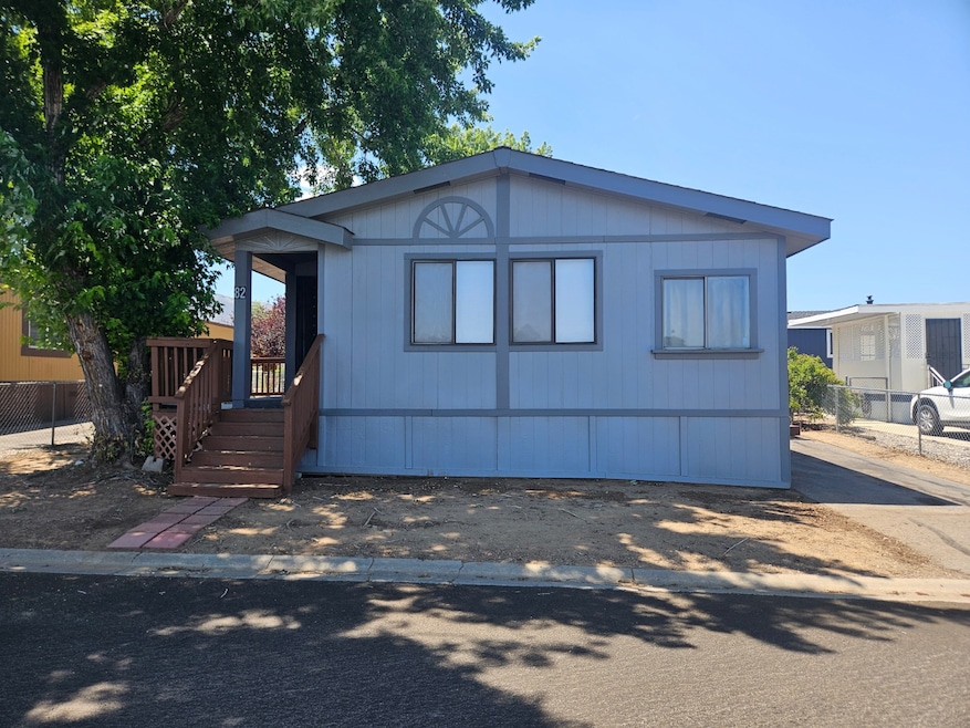 82 Volcano Ave, Reno, NV 89506 - photo 1
