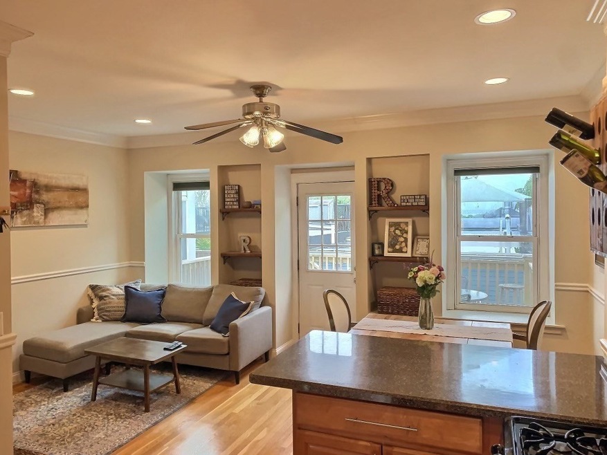 691 E 8th St unit 3, Boston, MA 02127 - photo 1