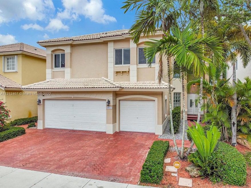 6941 NW 107th Ct, Doral, FL 33178 - photo 1