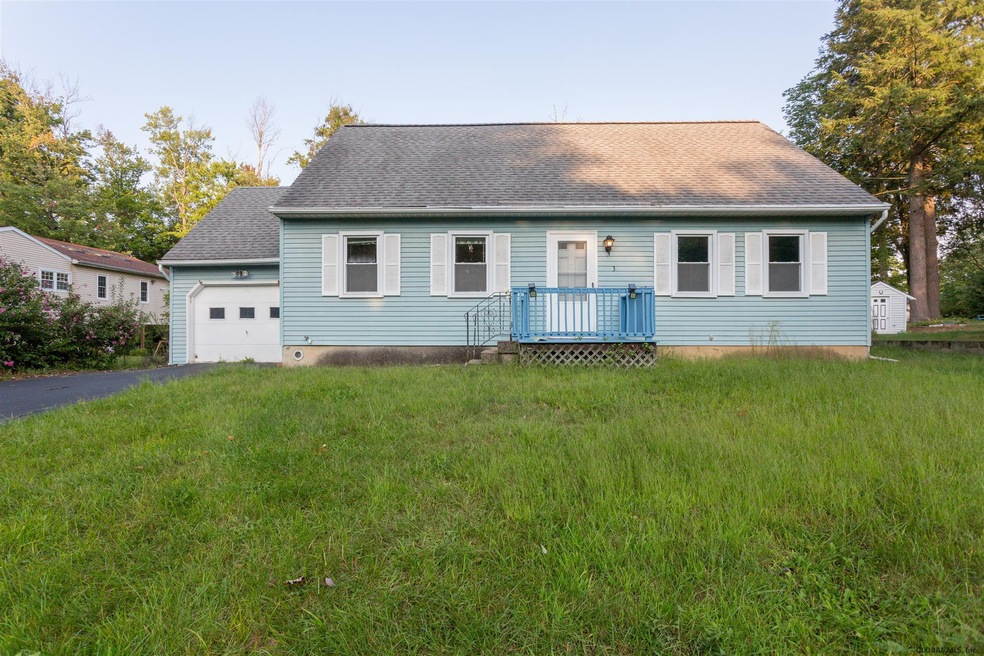 30 Garling Dr, Latham, NY 12110 - photo 1