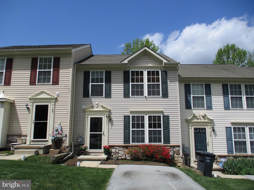 171 Maple Ave unit 8, Coatesville, PA 19320 - photo 1