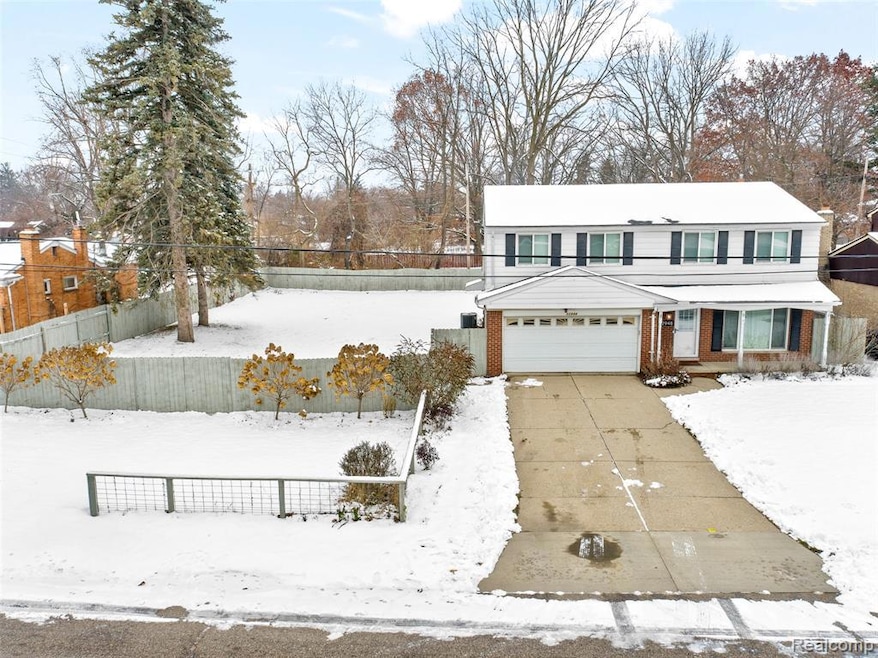 22948 & 22960 Leewin St, Detroit, MI 48219 - photo 1