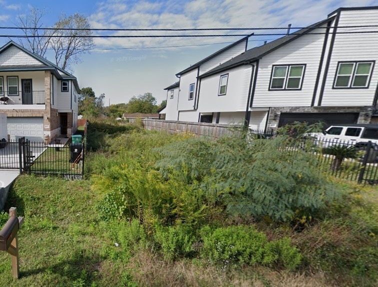 0 Observatory St unit 48468203, Houston, TX 77088 - photo 1