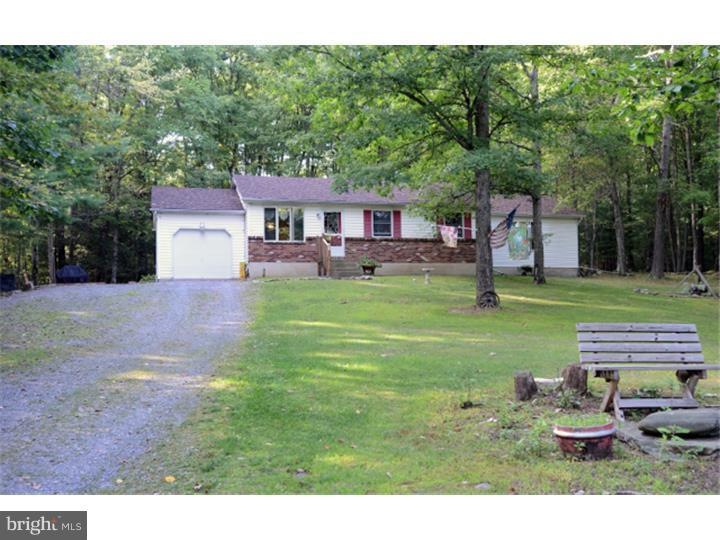 233 Majestic Dr, Saylorsburg, PA 18353 - photo 1