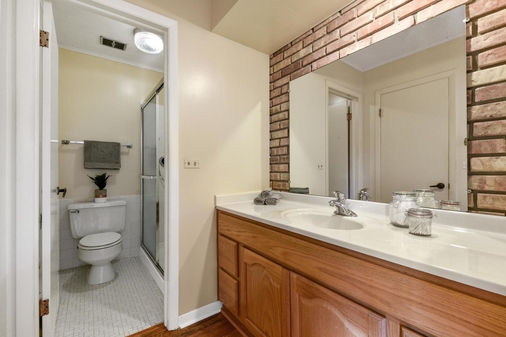 1853 Somerset Ln unit 13, Northbrook, IL 60062 - photo 1