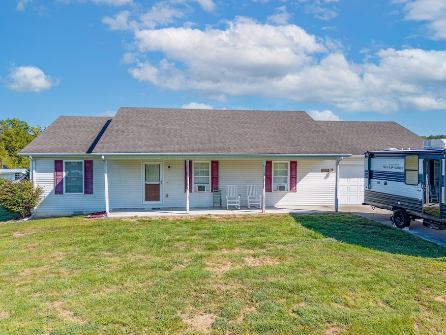 297 Lisabella Ln, Eubank, KY 42567 - photo 1