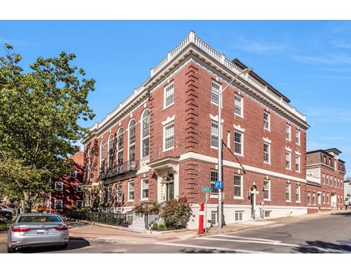 17 Central St unit 3, Salem, MA 01970 - photo 1