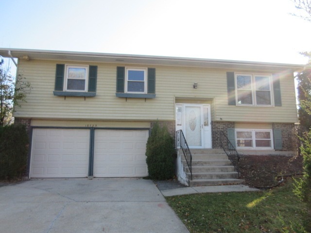 18723 Oakwood Ave, Country Club Hills, IL 60478 - photo 1