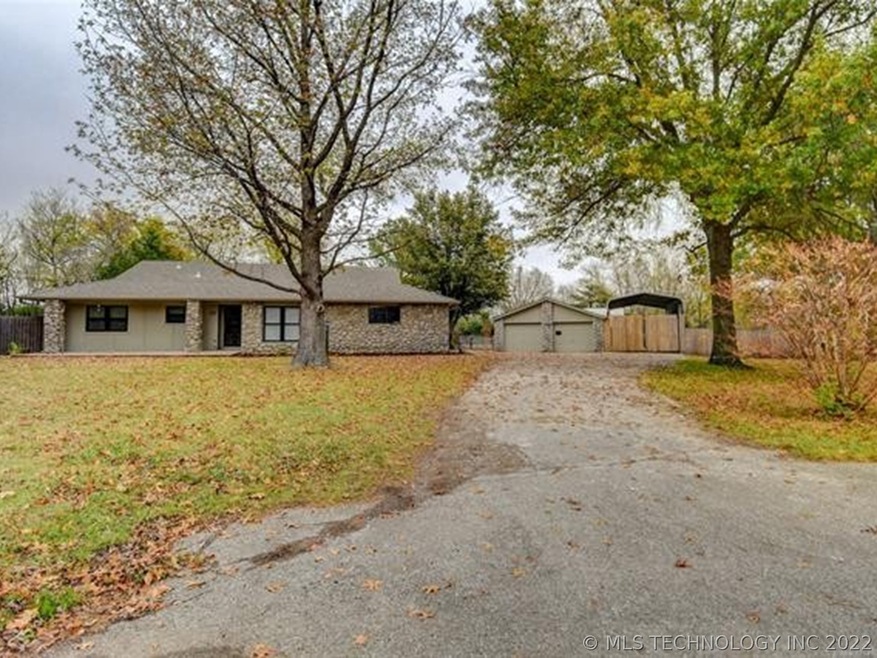 8909 S 200th East Ave, Broken Arrow, OK 74014 - photo 1