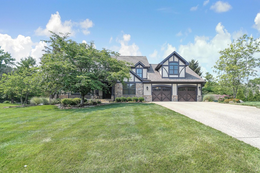 2460 Stonehaven Court South Upper Arling