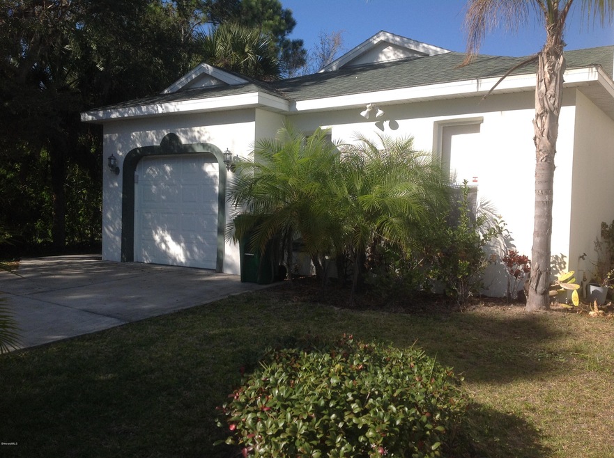 Beautiful 1 Story Townhouse