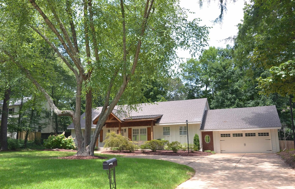 Pending $500,000 • Co-Listing Agent