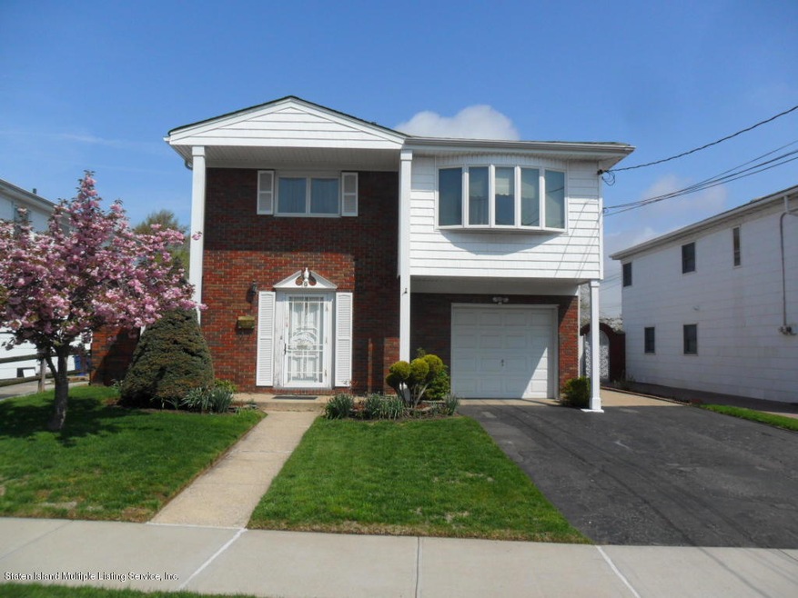 9 E Augusta Ave, Staten Island, NY 10308 - photo 1
