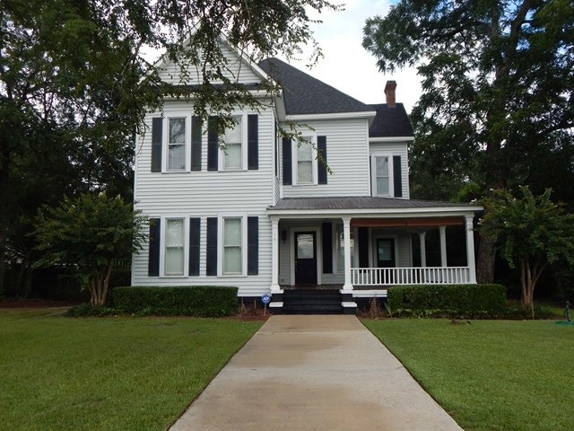 710 N Isabella St, Sylvester, GA 31791 - photo 1