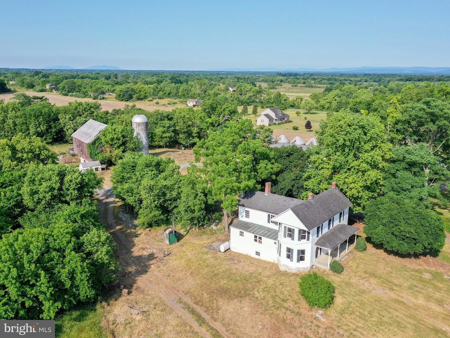 135 Longmarsh Rd, Berryville, VA 22611 - photo 1