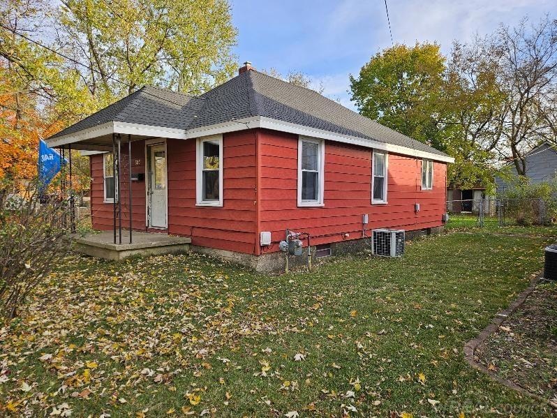 535 W Franklin St, Otsego, MI 49078 - photo 1