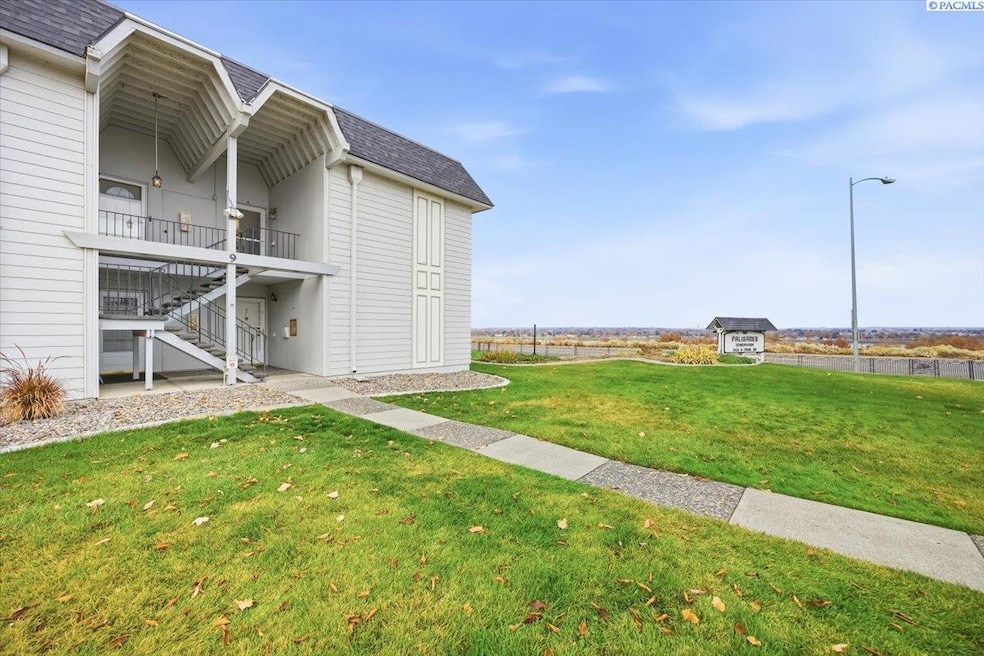 2401 W Canal Dr unit 9-D, Kennewick, WA 99336 - photo 1