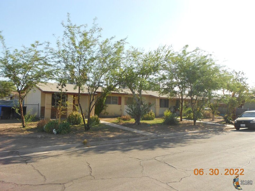 680 Woodward Ave, El Centro, CA 92243 - photo 1