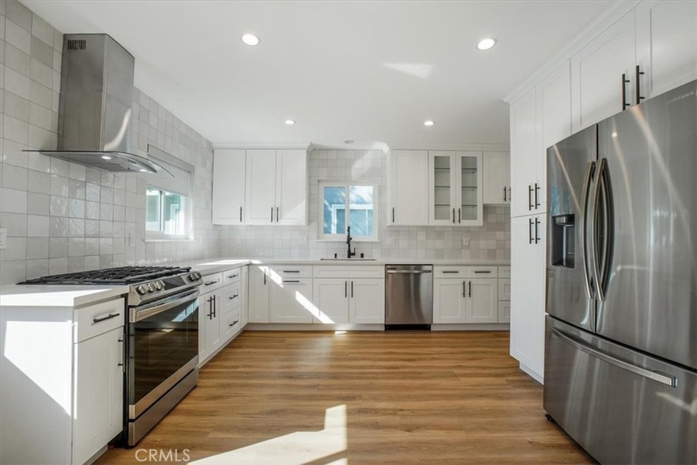 Sold $1,070,000 • Co-Listing Agent