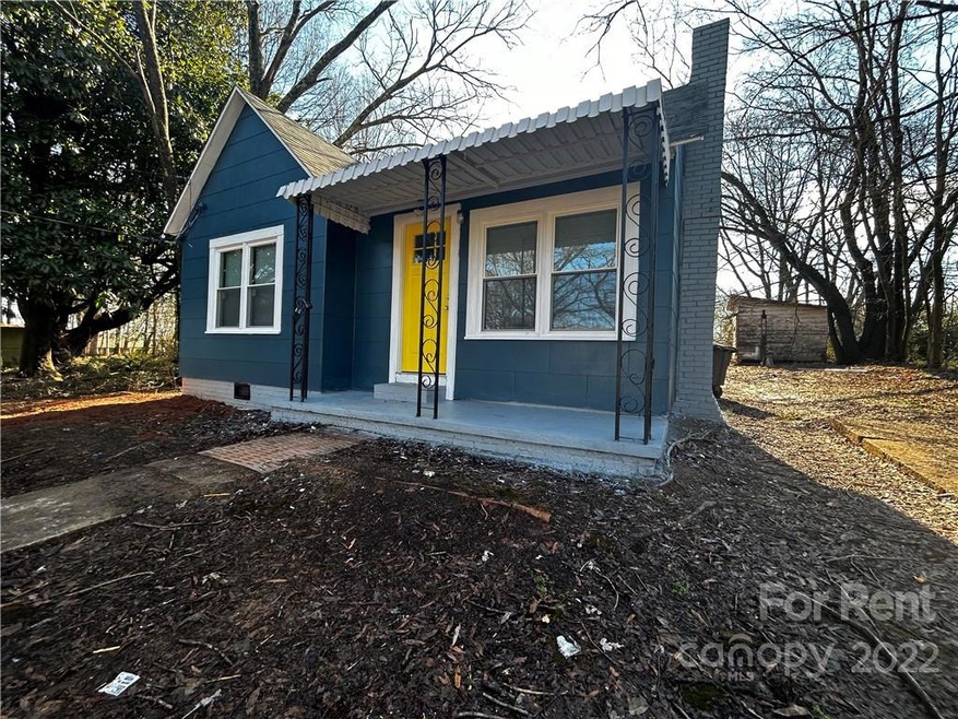 317 Newbern Ave, Statesville, NC 28677 - photo 1