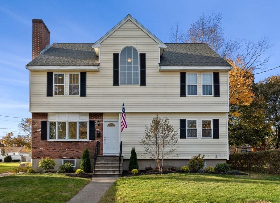 21 Albemarle Rd, Newtonville, MA 02460 - photo 1