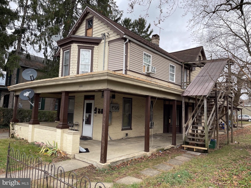 448 S 2nd St, Chambersburg, PA 17201 - photo 1