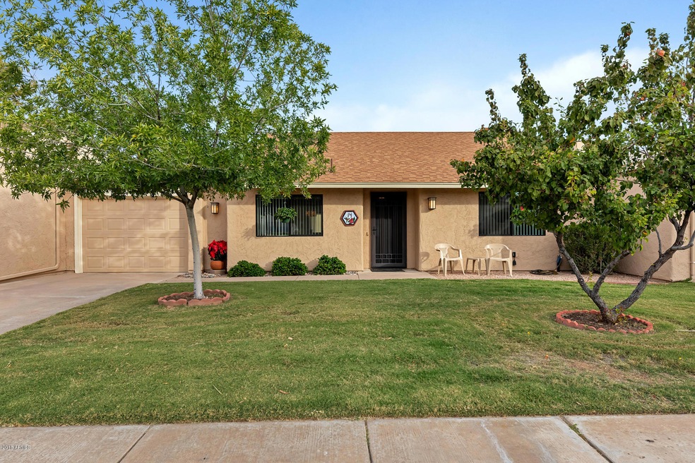 14 Leisure World unit 14, Mesa, AZ 85206 - photo 1