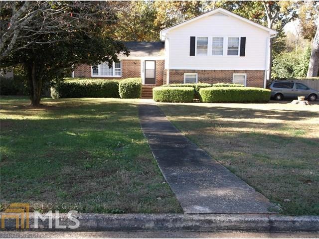 137 Bonnie Ln NW unit 11, Lilburn, GA 30047 - photo 1